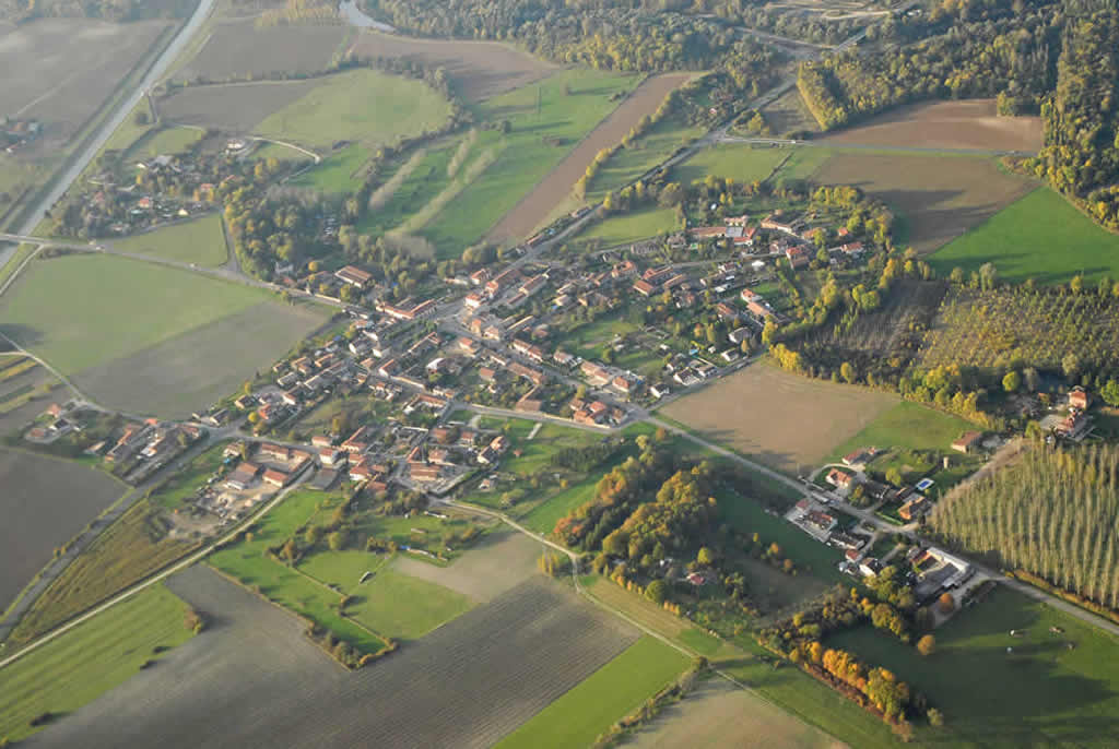 Arrigny : vue a�rienne